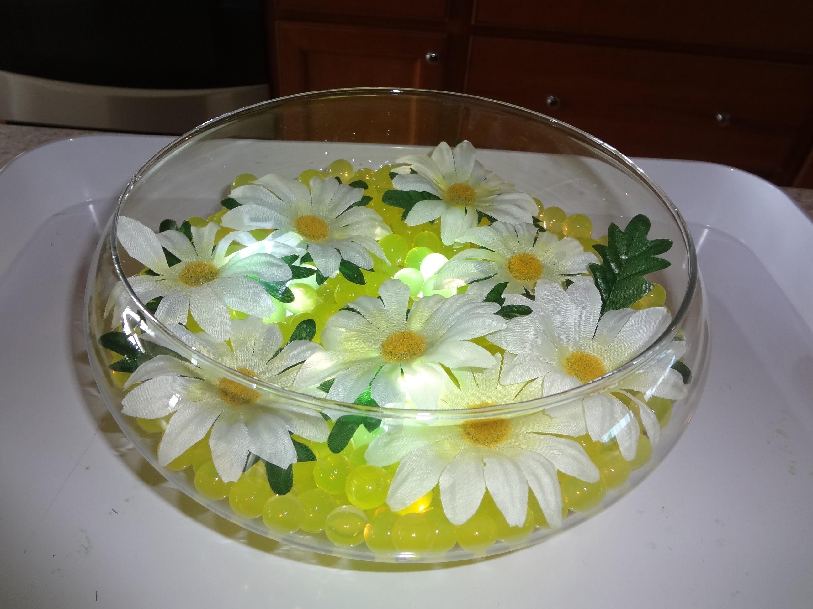 Floating Daisies on Water Beads