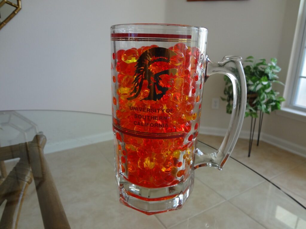 college-mug-with-water-beads-9644042